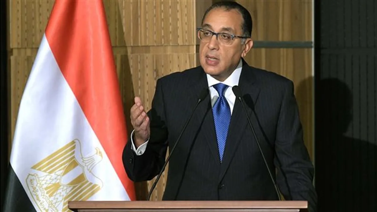 12 إلى 15 حقيبة.. تعديل وزاري واسع وتغييرات محافظين قريبة